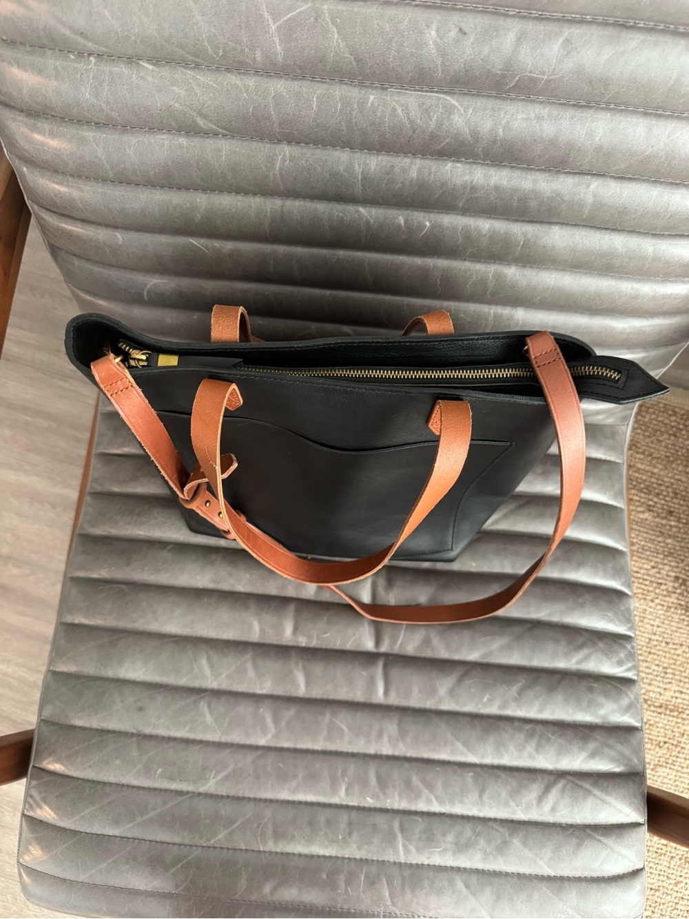 Madewell black /brown leather transport tote - Picture 2 of 5